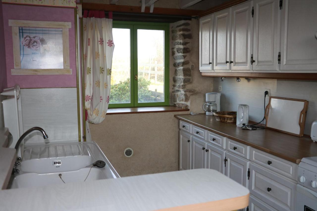 Les Gites Aux Volets Roses Landunvez Экстерьер фото